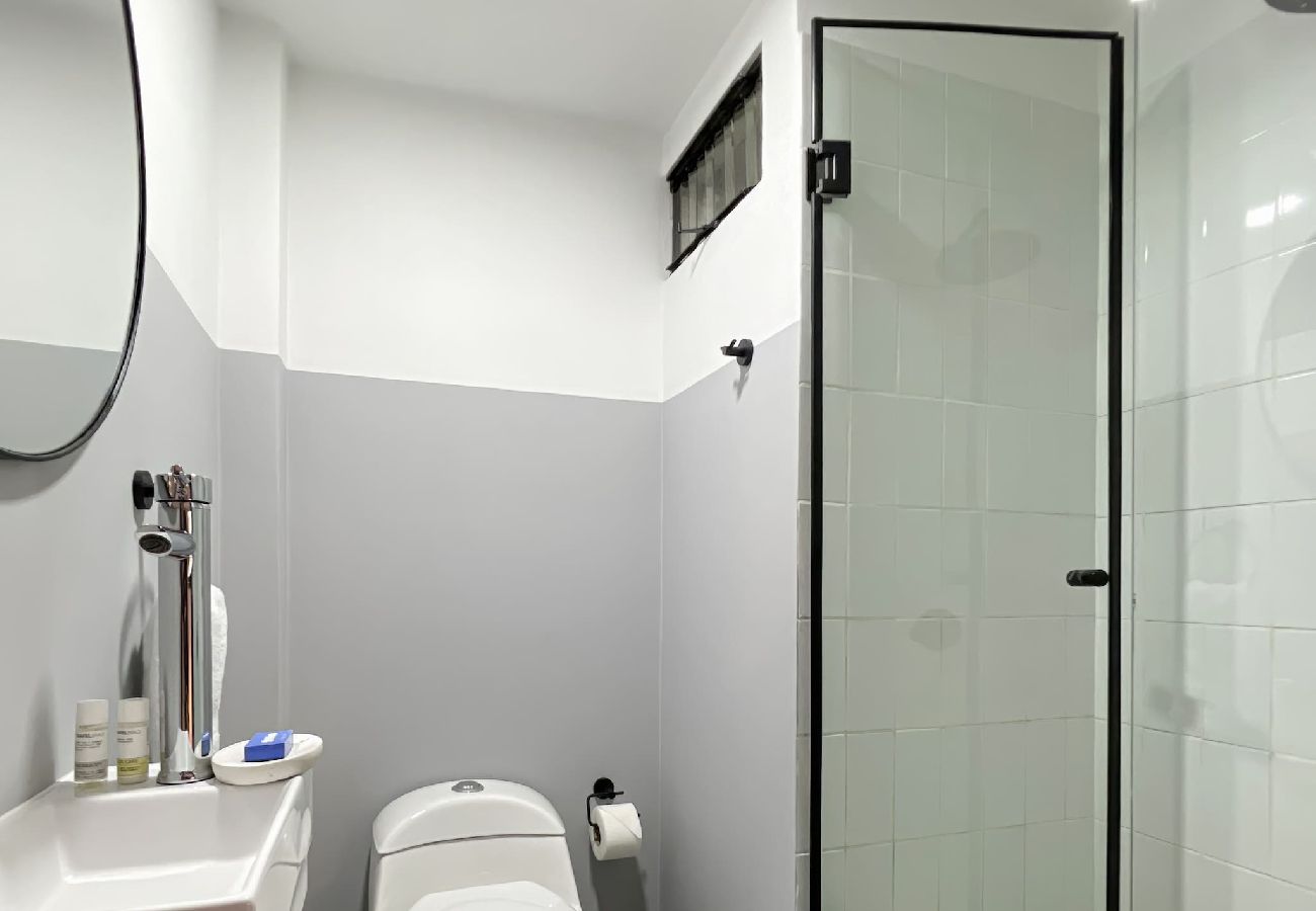 Baño del apartamento Wood House Geko en Miraflores