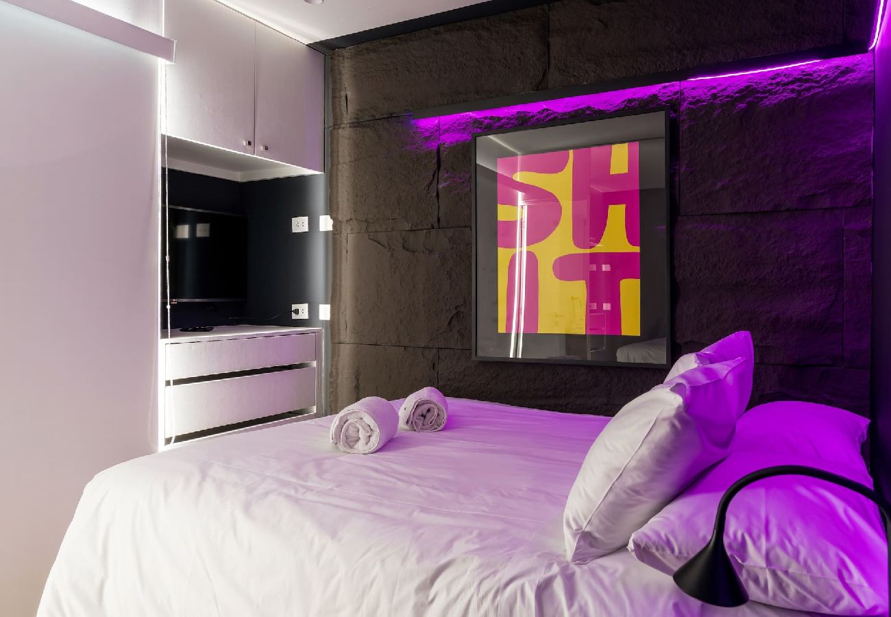 Ferienwohnung in Lima - geko _Purple Haze Loft_ 